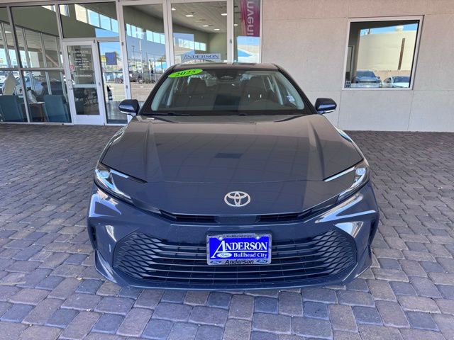 Used 2025 Toyota Camry LE FWD image 8
