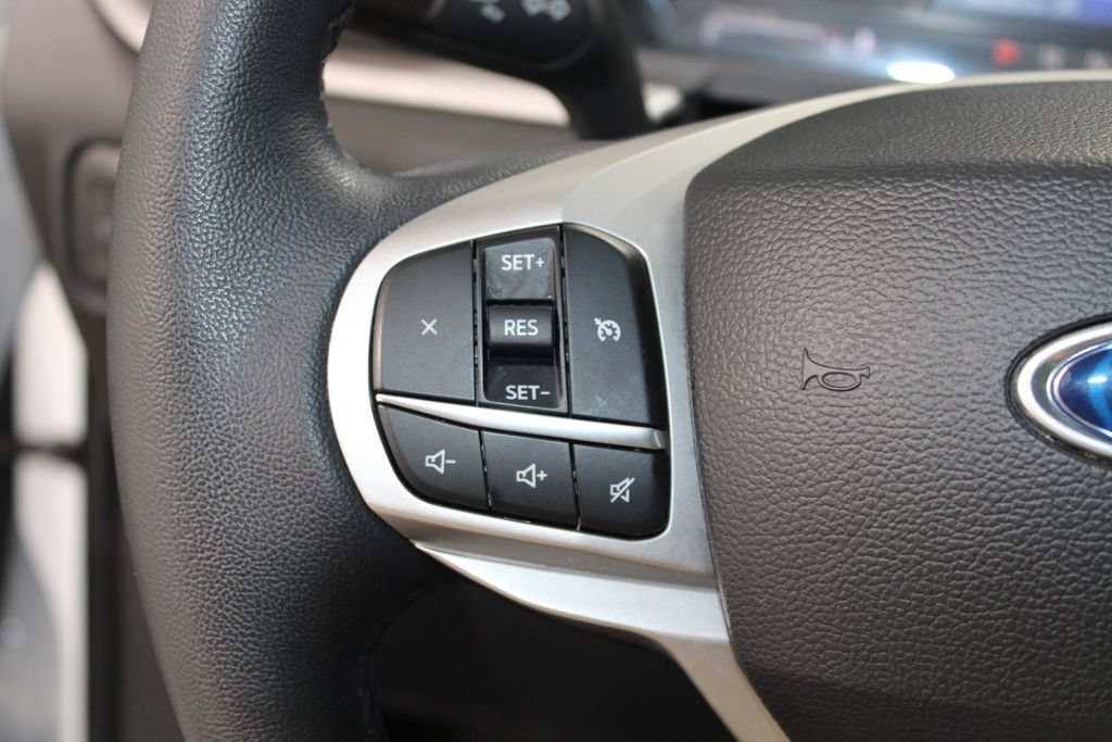 Certified 2023 Ford Explorer XLT AWD/4WD image 35