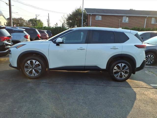 Used 2023 Nissan Rogue SV image 6