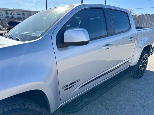 Used 2020 Chevrolet Colorado LT w/ Colorado RST Special Edition image 14