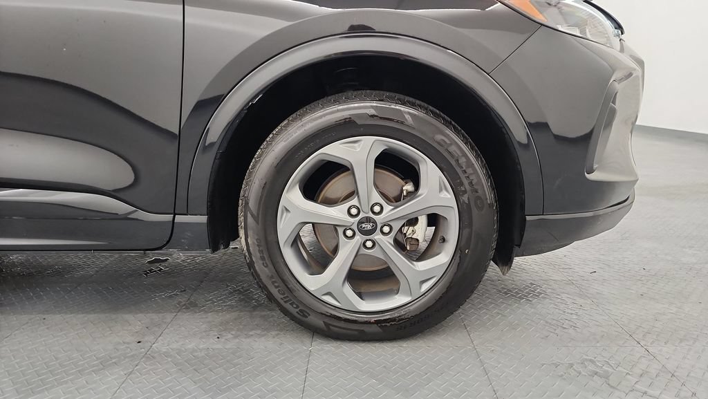 Certified 2024 Ford Escape ST-Line AWD/4WD image 23