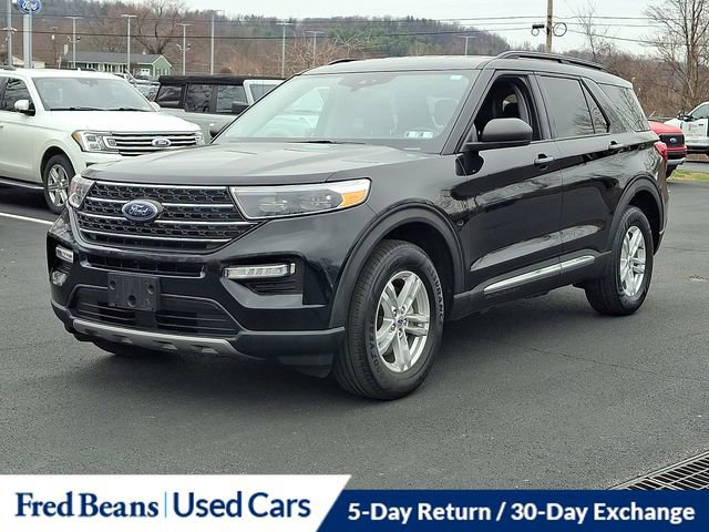 Certified 2023 Ford Explorer XLT w/ Equipment Group 202A image 2