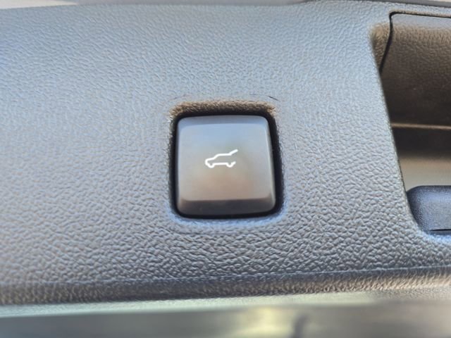 Certified 2023 Ford Escape Active AWD/4WD image 9