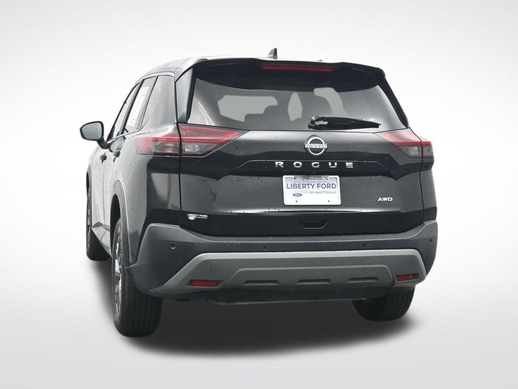 Used 2023 Nissan Rogue S AWD/4WD image 9
