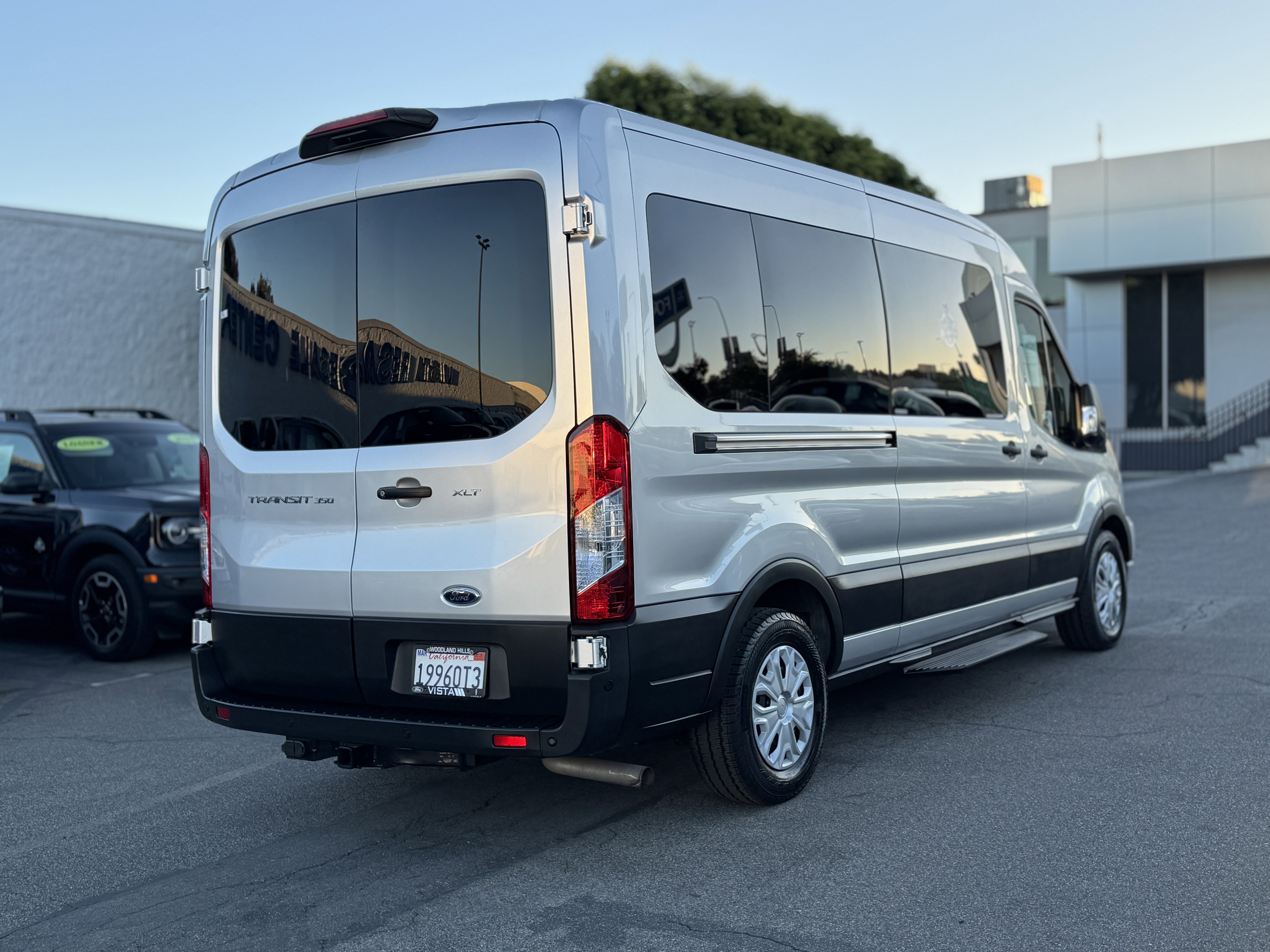 Certified 2023 Ford Transit 350 XLT image 4