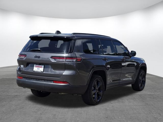 Used 2025 Jeep Grand Cherokee L Altitude AWD/4WD image 4