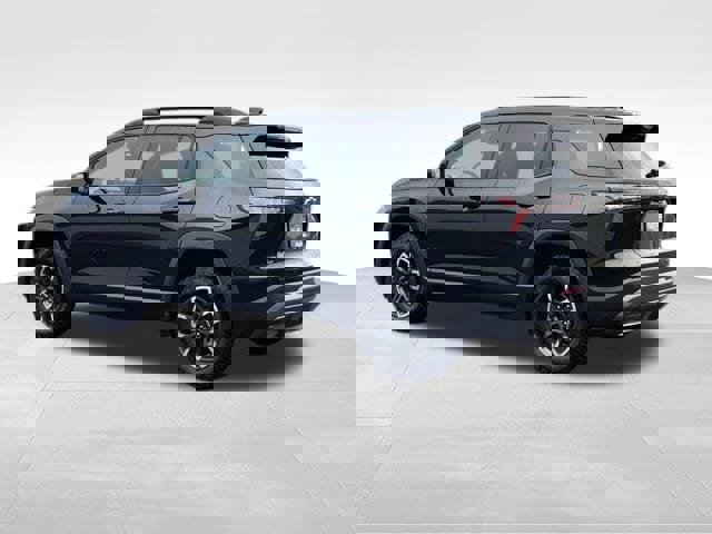 Used 2025 Chevrolet Equinox ACTIV image 5