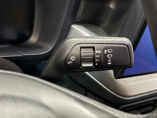 Certified 2025 Ford Maverick XL FWD image 20