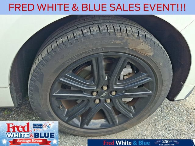 Certified 2024 Ford Edge ST-Line AWD/4WD image 10