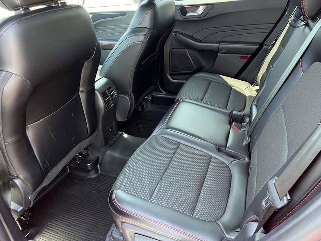 Certified 2024 Ford Escape ST-Line w/ Tech Pack #1 AWD/4WD image 14