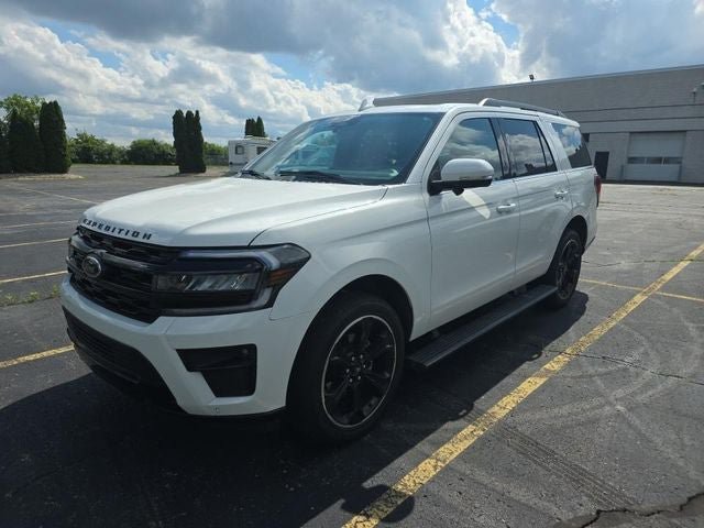 Certified 2023 Ford Expedition Limited AWD/4WD image 3