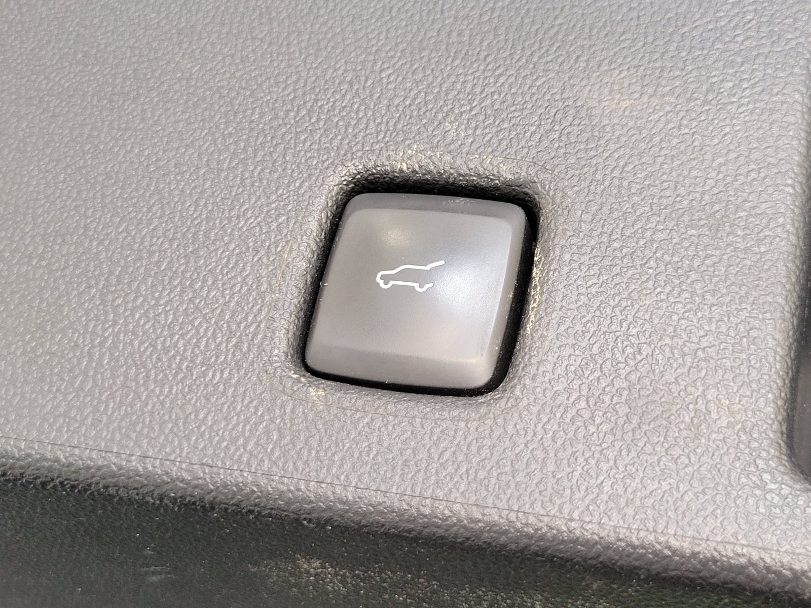 Certified 2024 Ford Escape Active AWD/4WD image 32