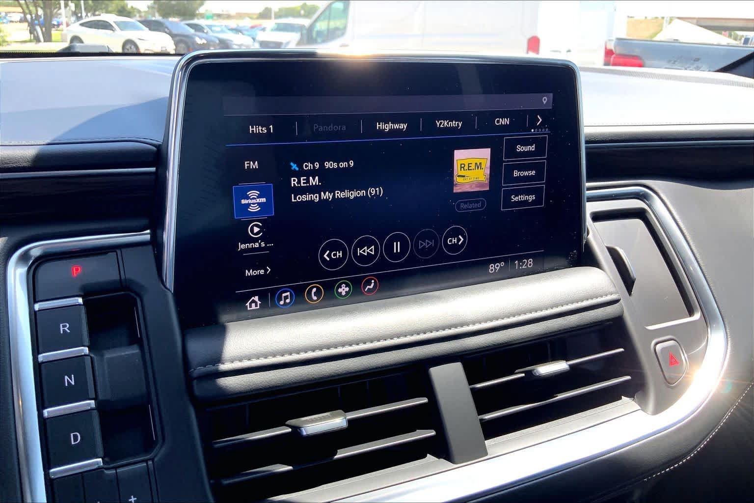 Used 2021 Chevrolet Tahoe Z71 AWD/4WD image 34