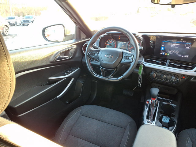 Used 2024 Chevrolet Trax RS w/ Driver Confidence Package image 13