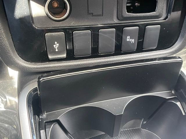 Used 2019 Mitsubishi Outlander LE image 26