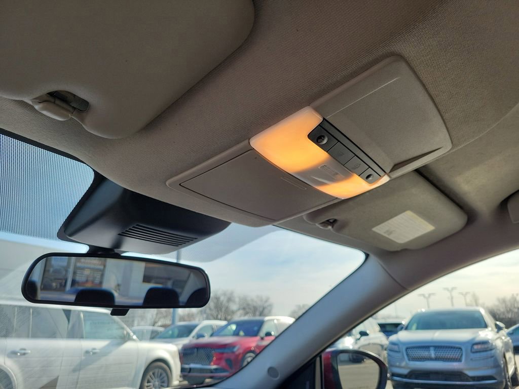 Used 2024 Nissan Sentra SV image 30