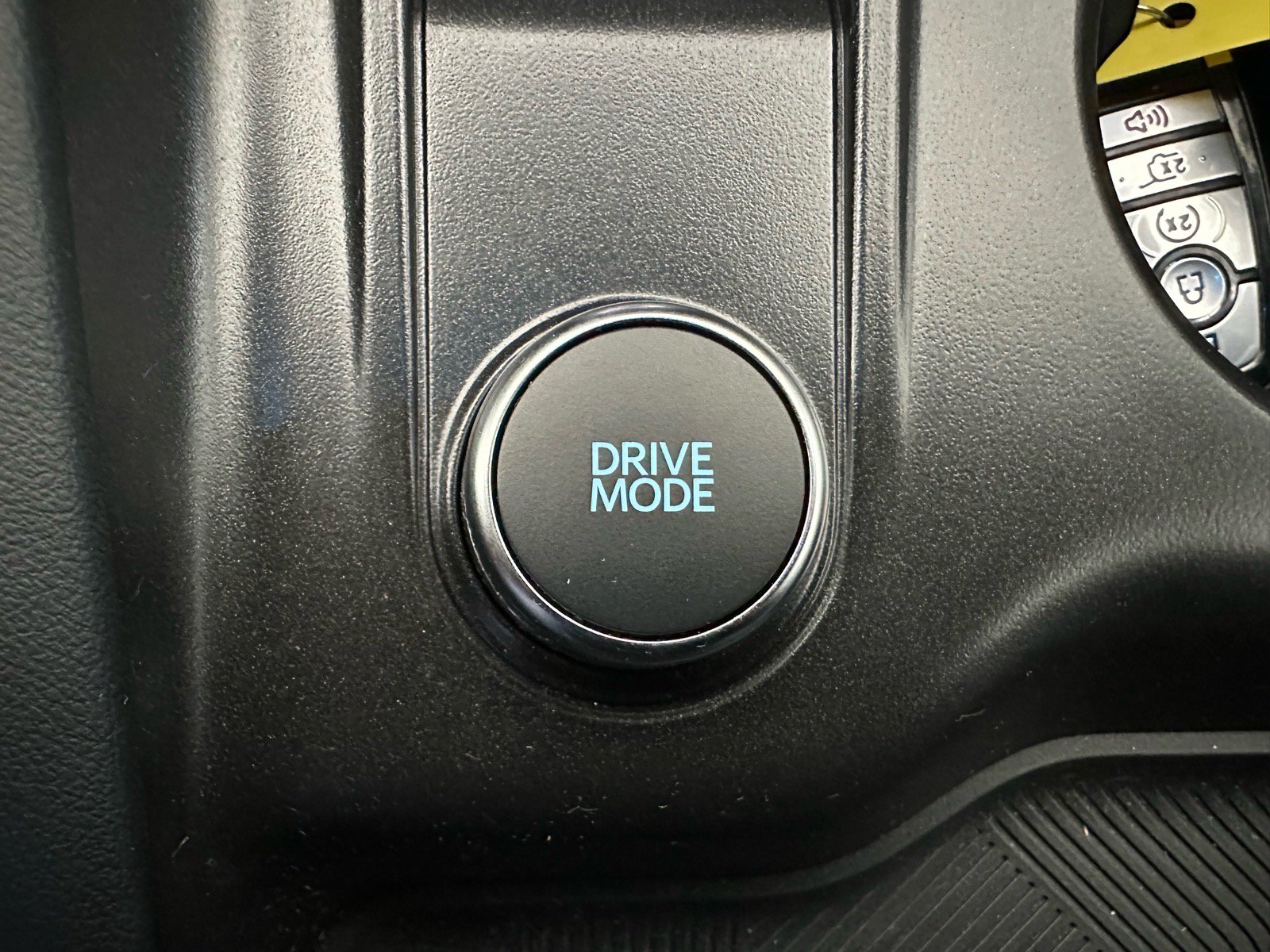 Certified 2025 Ford Explorer ST RWD image 49