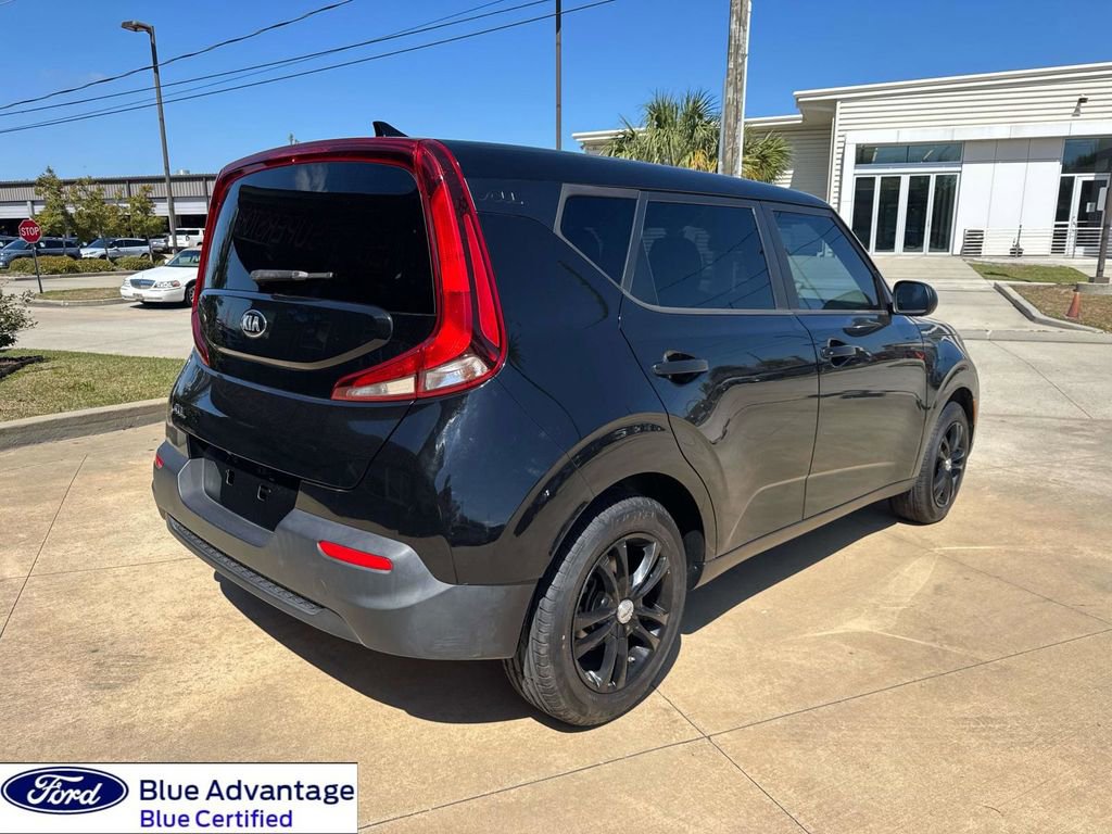 Used 2021 Kia Soul LX FWD image 11
