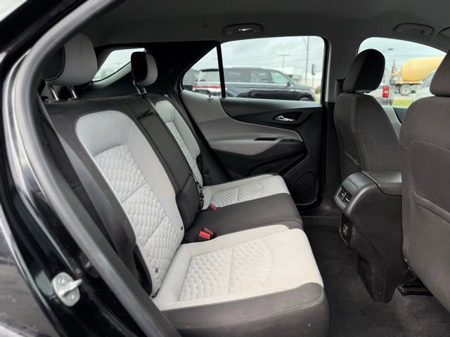 Used 2020 Chevrolet Equinox LS image 33