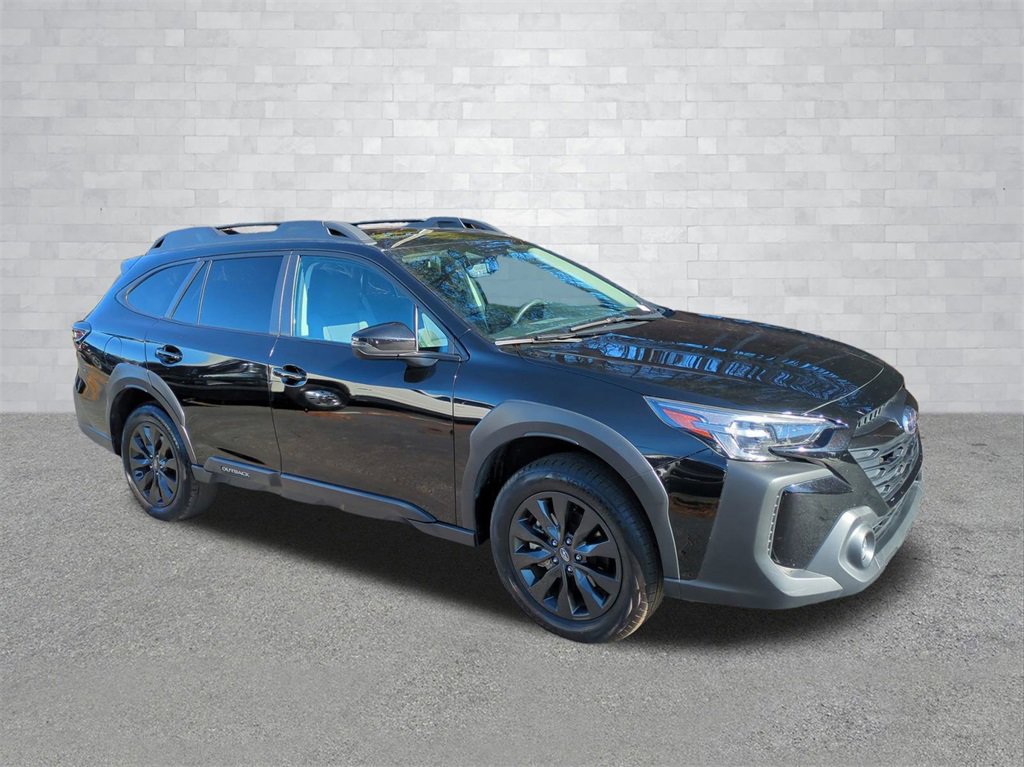 Used 2023 Subaru Outback Onyx Edition image 2