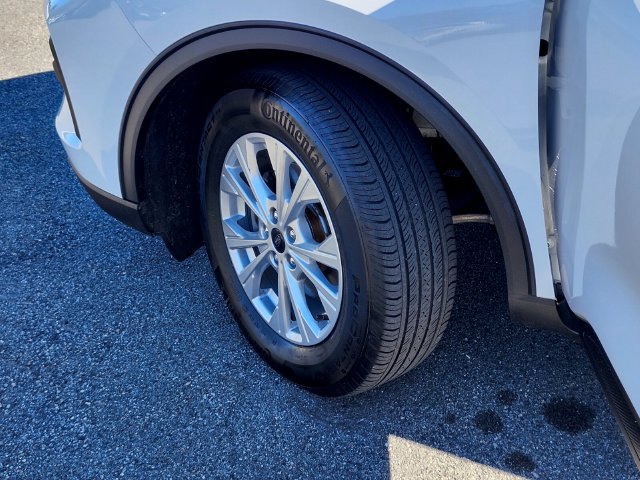 Certified 2024 Ford Escape Active AWD/4WD image 34