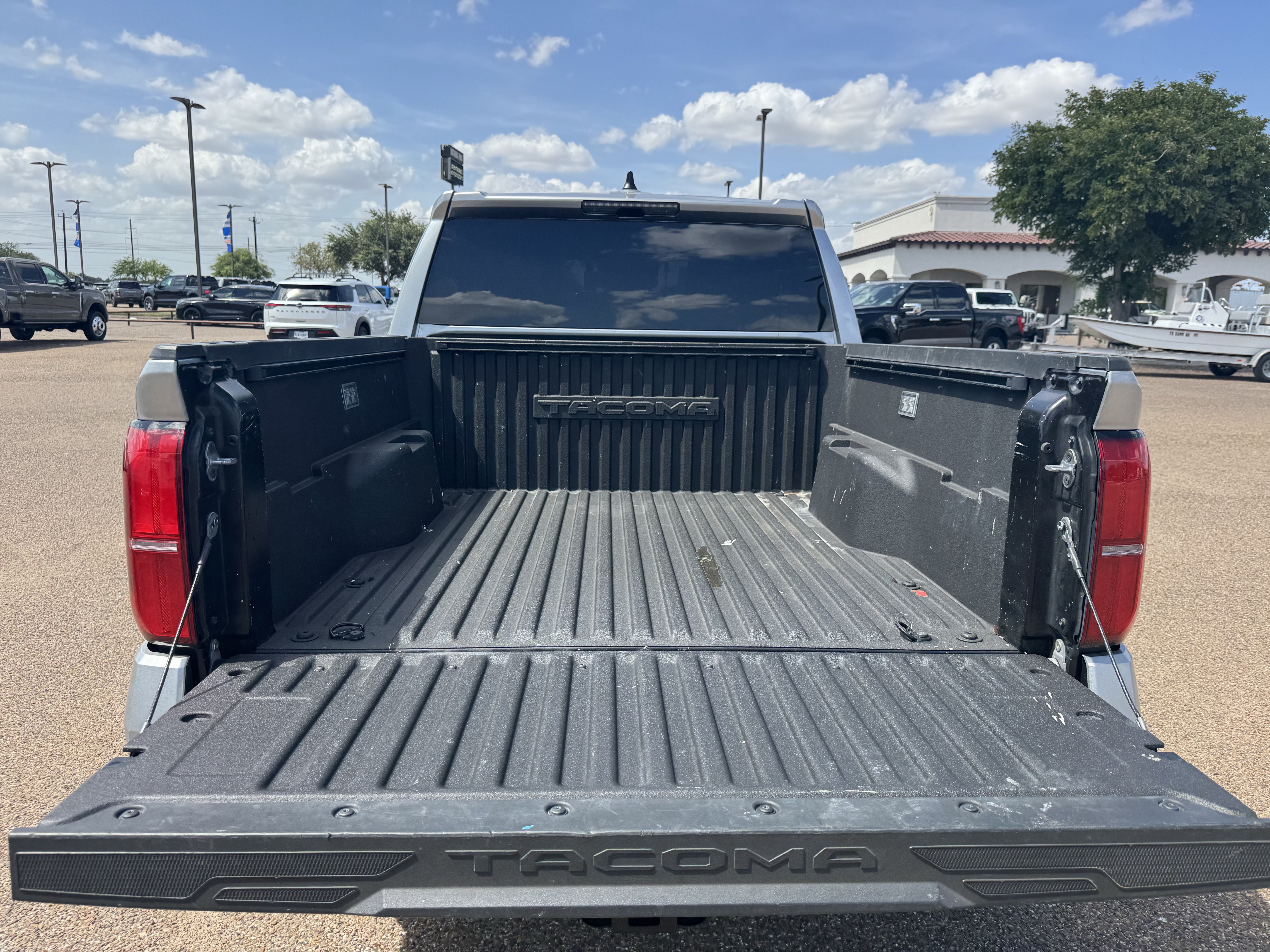 Used 2024 Toyota Tacoma TRD Sport RWD image 28