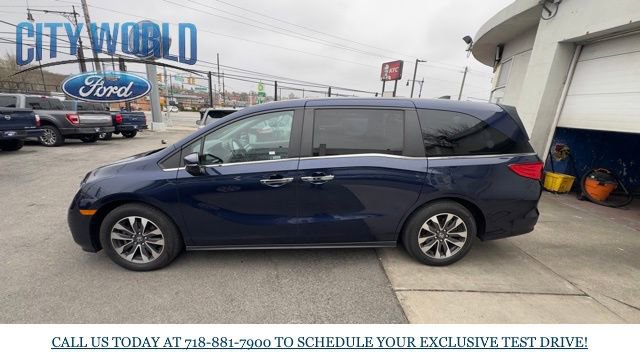 Used 2022 Honda Odyssey EX-L image 2