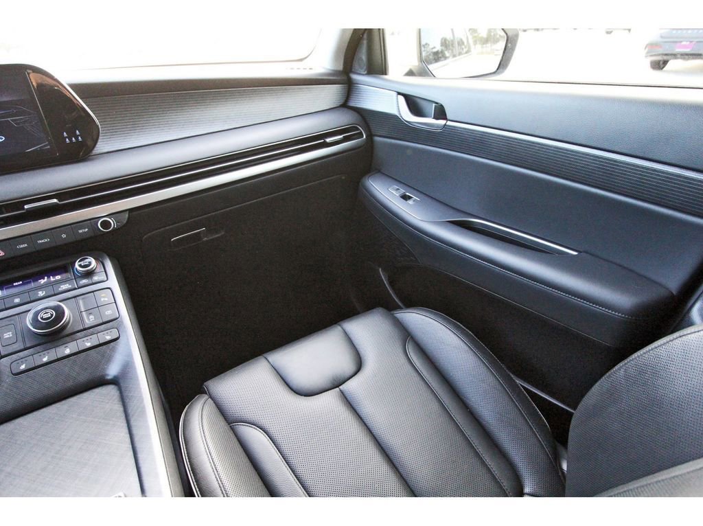 Used 2023 Hyundai Palisade Limited image 14