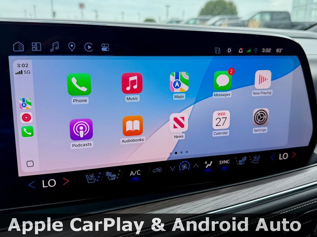 Used 2025 Chevrolet Suburban Premier w/ Sun And Tow Package image 31