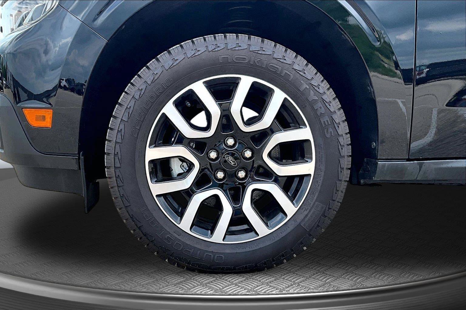 Certified 2024 Ford Maverick Lariat AWD/4WD image 9
