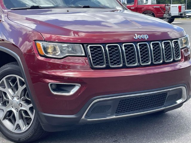 Used 2022 Jeep Grand Cherokee Limited AWD/4WD image 2