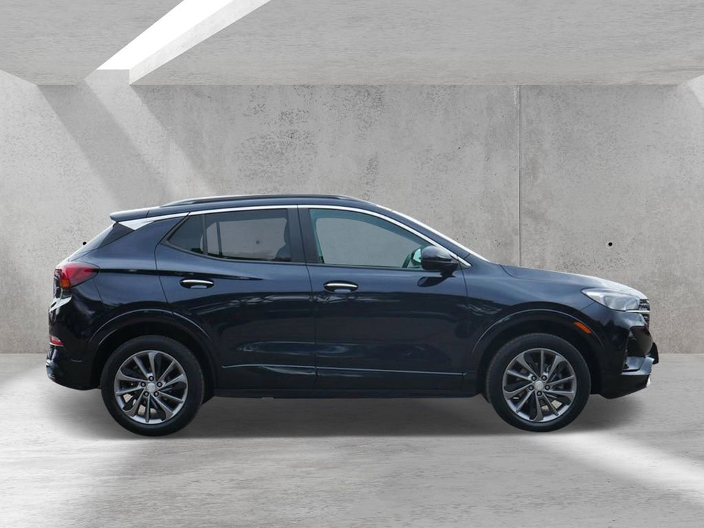Used 2020 Buick Encore GX Select w/ Sport Touring Package image 2