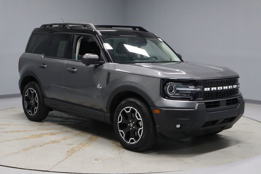 Certified 2025 Ford Bronco Sport Outer Banks w/ Outer Banks Tech Package+ AWD/4WD image 7