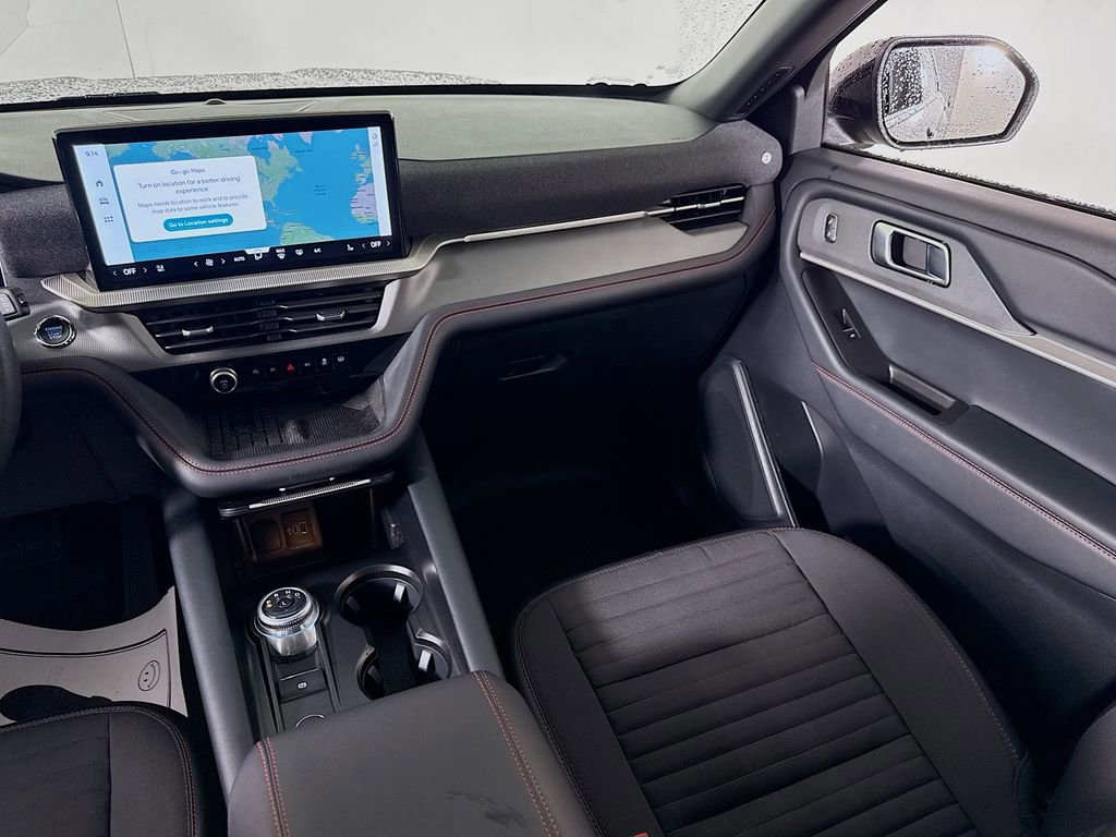 Certified 2025 Ford Explorer ST-Line w/ Premium Package image 25