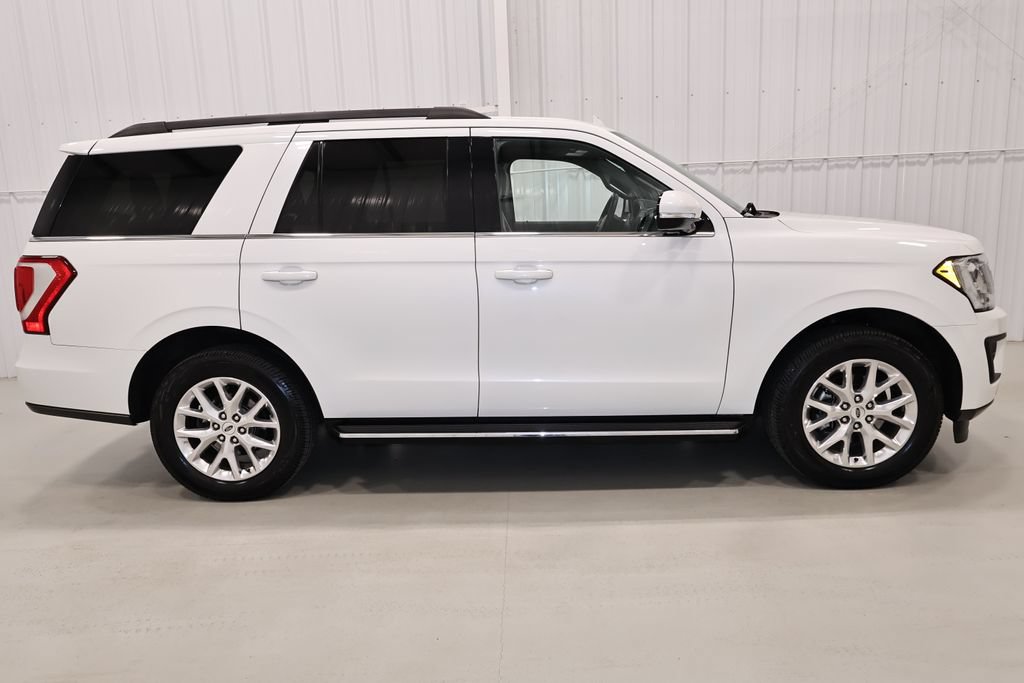 Certified 2021 Ford Expedition XLT AWD/4WD image 2