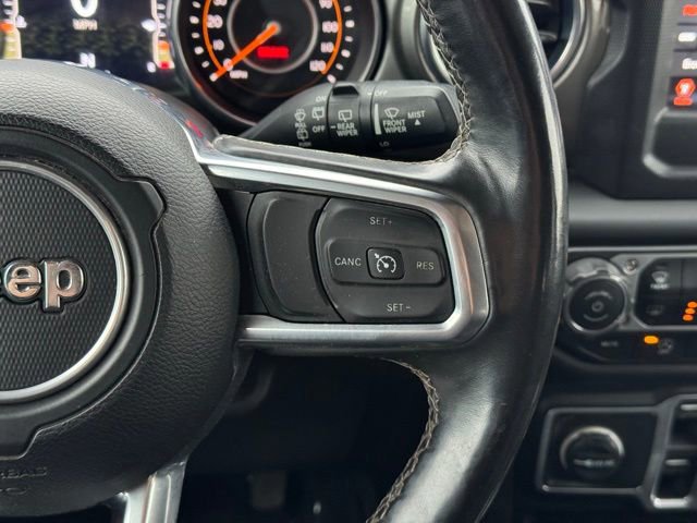 Used 2018 Jeep Wrangler Unlimited Sahara w/ Cold Weather Group image 29