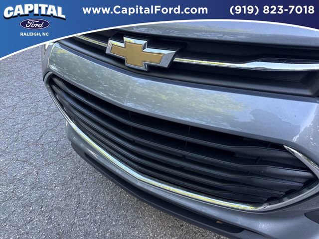 Used 2020 Chevrolet Trax LS image 10