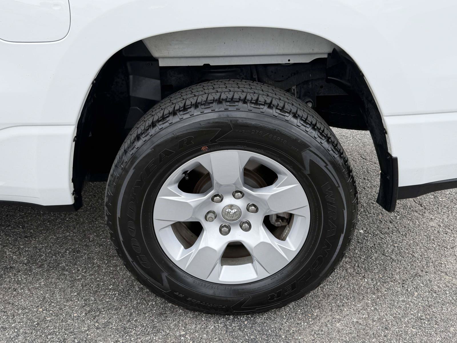 Used 2023 RAM 1500 Big Horn AWD/4WD image 32