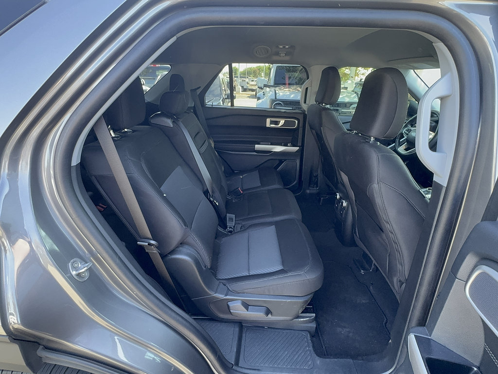 Certified 2023 Ford Explorer XLT RWD image 49