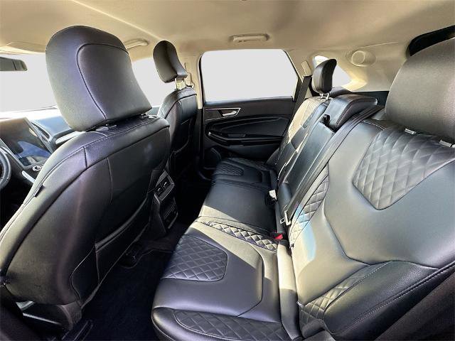Certified 2024 Ford Edge Titanium image 19
