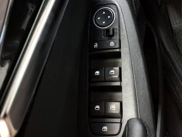 Used 2023 Kia Seltos S AWD/4WD image 17