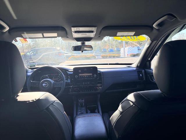 Used 2025 Nissan Pathfinder Rock Creek image 32