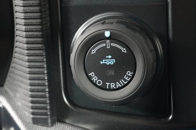 Certified 2025 Ford F150 Raptor w/ Equipment Group 803A Raptor R AWD/4WD image 22