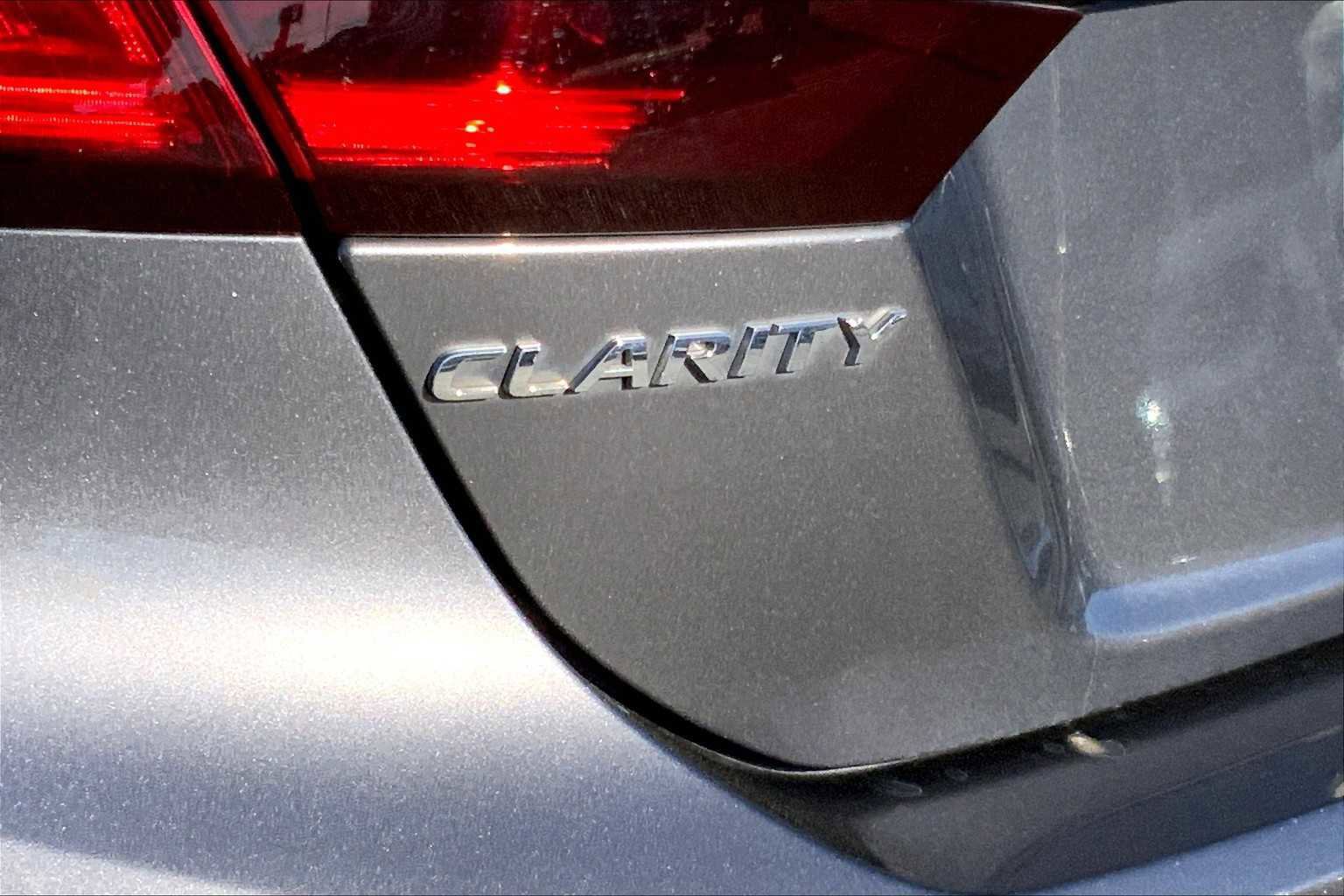 Used 2018 Honda Clarity Plug-In Hybrid image 11