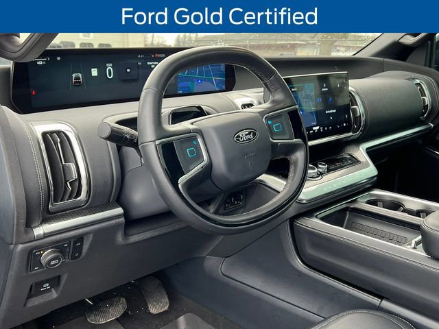 Certified 2025 Ford Expedition Max Platinum w/ Stealth Appearance Package image 3