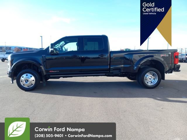 Certified 2026 Ford F450 Platinum w/ FX4 Off-Road Package image 2