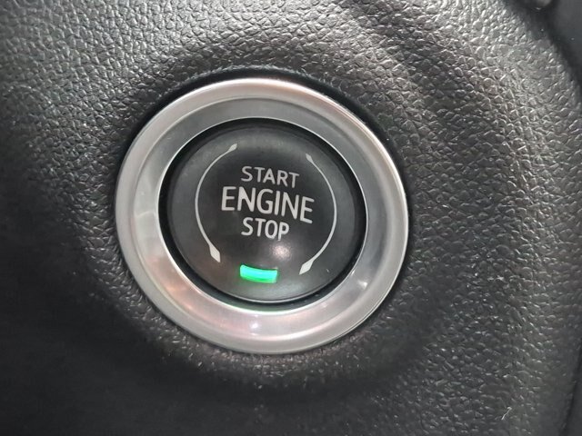 Used 2021 GMC Sierra 1500 AT4 w/ Technology Package AWD/4WD image 28