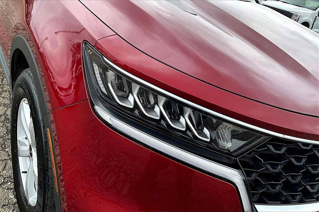 Used 2022 Kia Sorento LX image 29