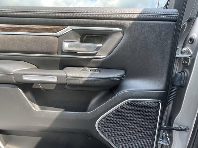 Used 2019 RAM 1500 Laramie AWD/4WD image 26