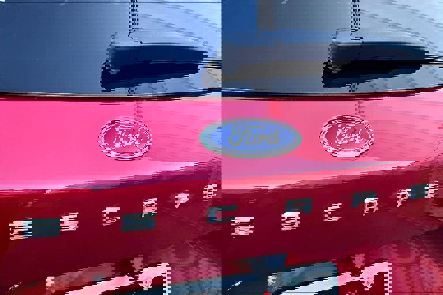 Certified 2023 Ford Escape SE w/ PHEV Premium Package image 12